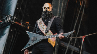 Limp-Bizkit-Gitarrist  – Wes Borland covert Metallicas »Orion«